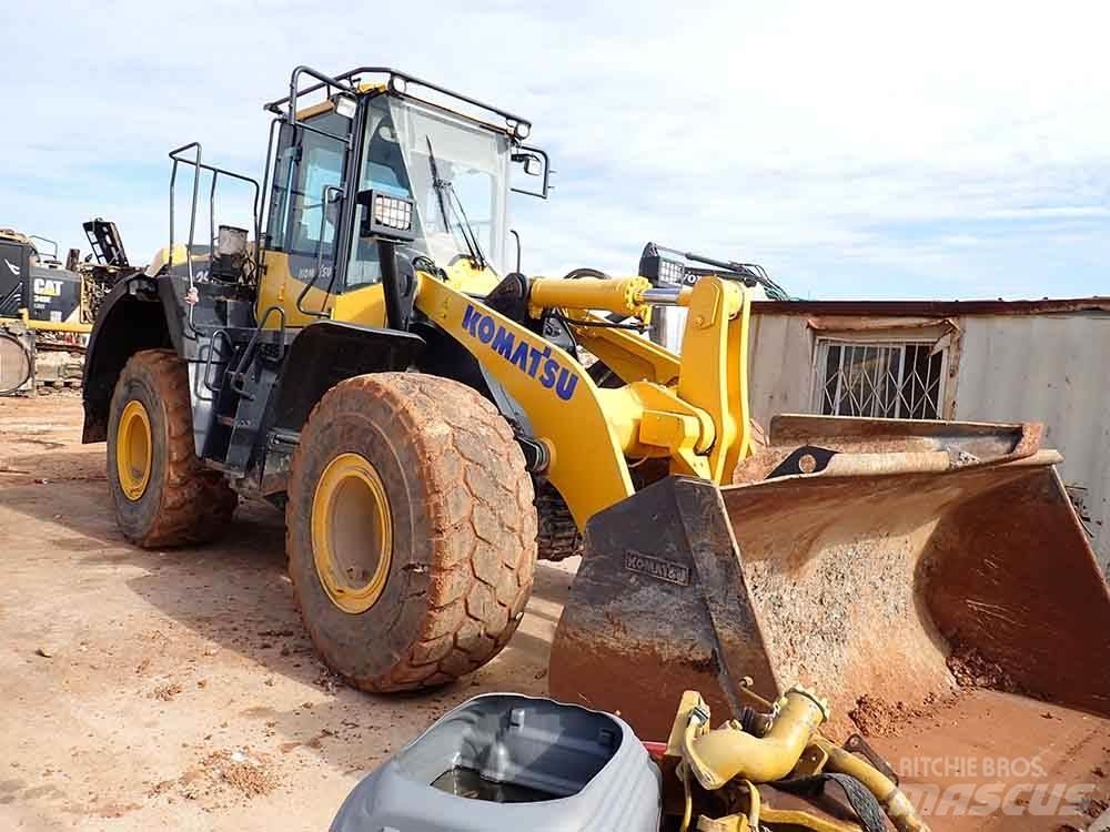 Komatsu WA380-8 Фронтальні навантажувачі