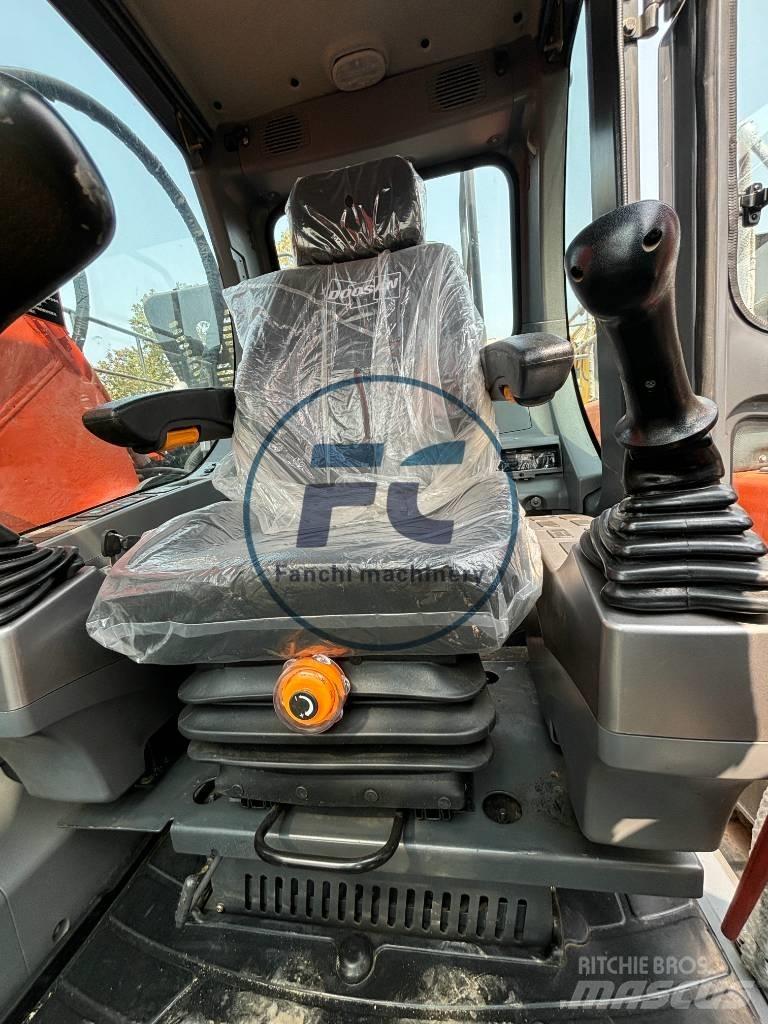 Doosan DX 225 LCA Середні екскаватори 7т. - 12т.