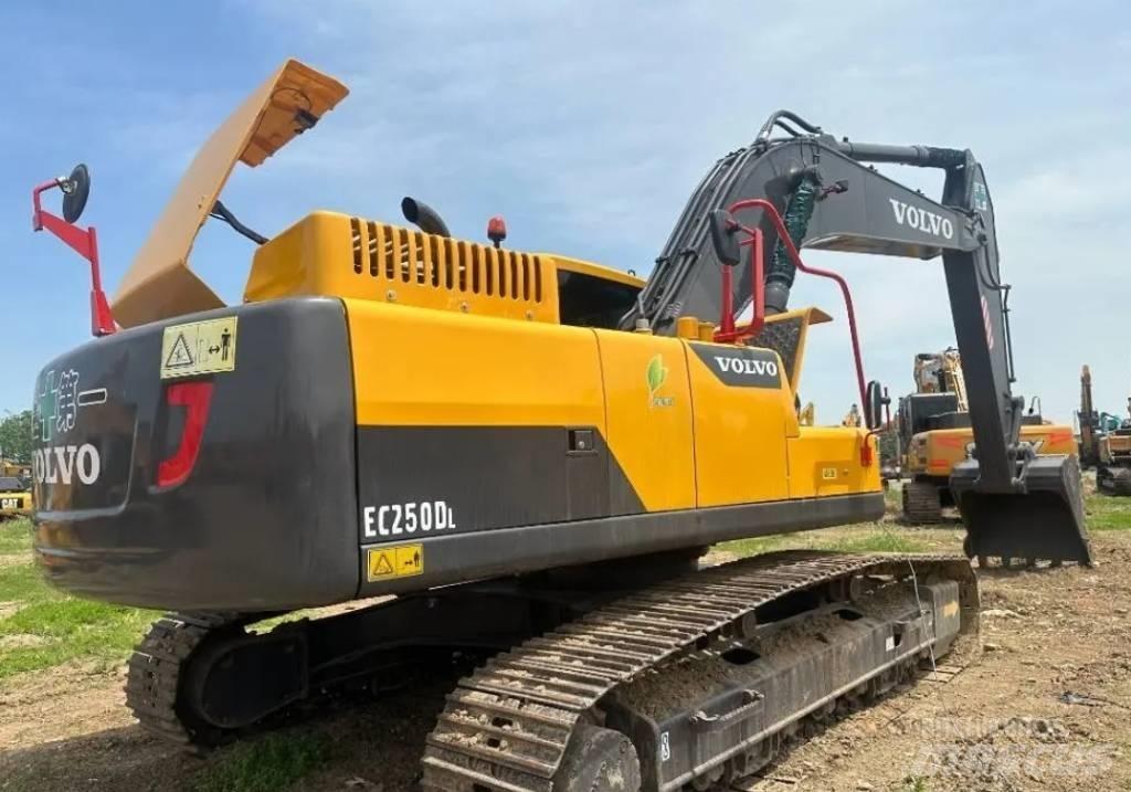 Volvo EC 250 D L Гусеничні екскаватори