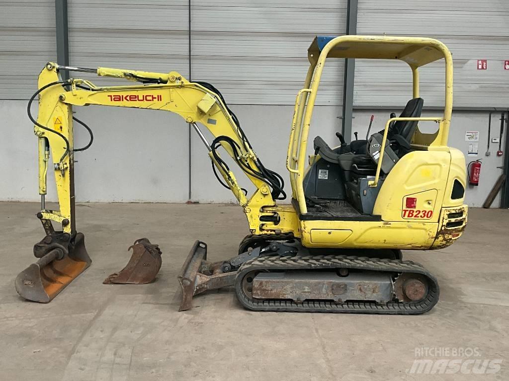 Takeuchi TB 230 Міні-екскаватори < 7т