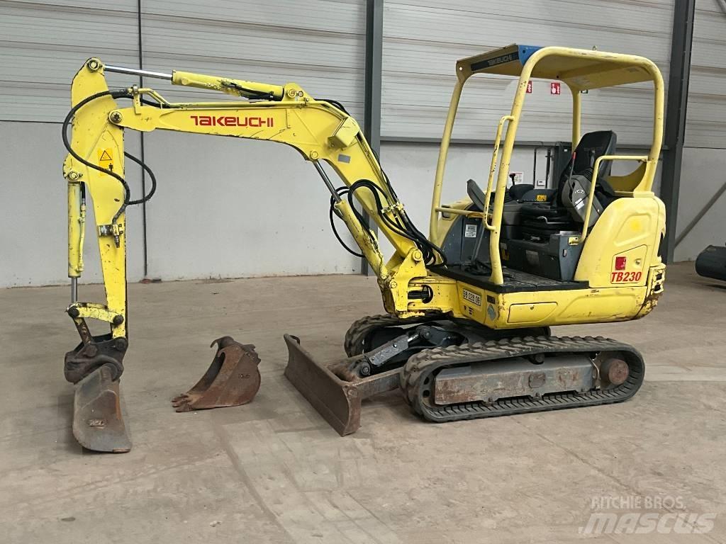 Takeuchi TB 230 Міні-екскаватори < 7т
