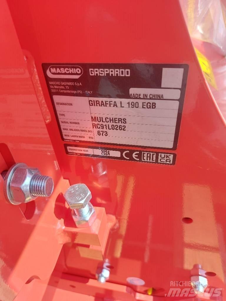 Maschio giraffa 190 Газонні і лукові косилки