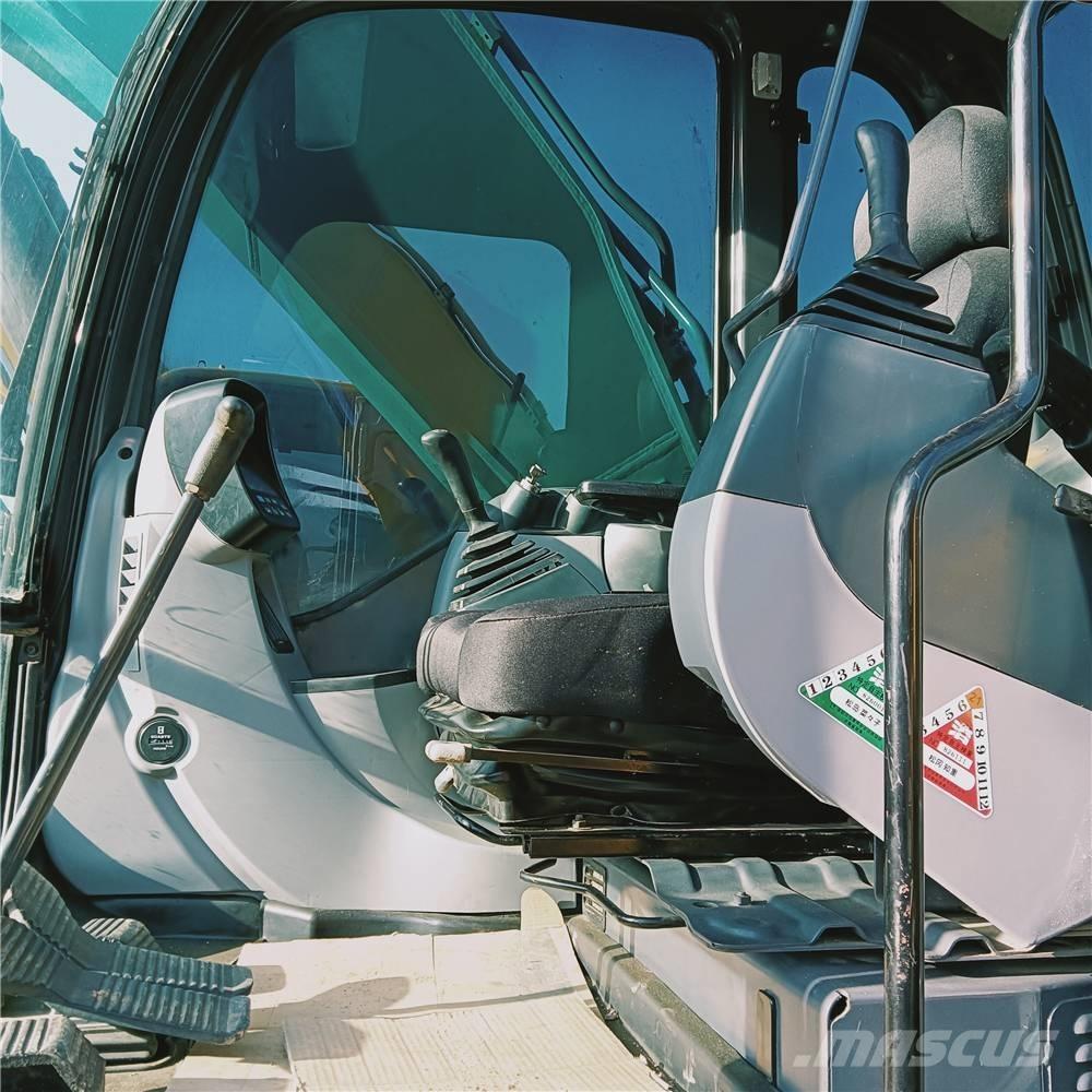 Kobelco SK200D Гусеничні екскаватори