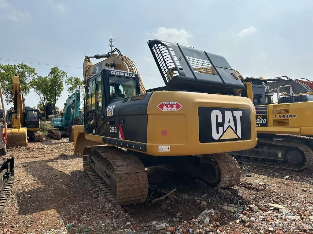 CAT 326D Гусеничні екскаватори