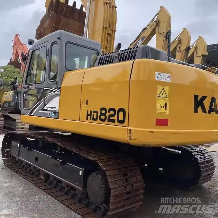 Kato HD820 Гусеничні екскаватори