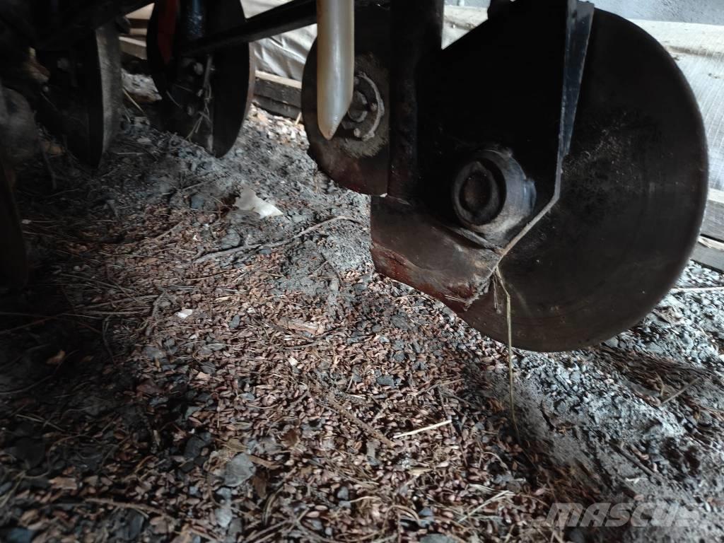 Junkkari 4000s Комбіновані сівалки