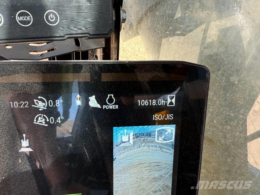 CAT 395 (Saudi Arabia) Гусеничні екскаватори