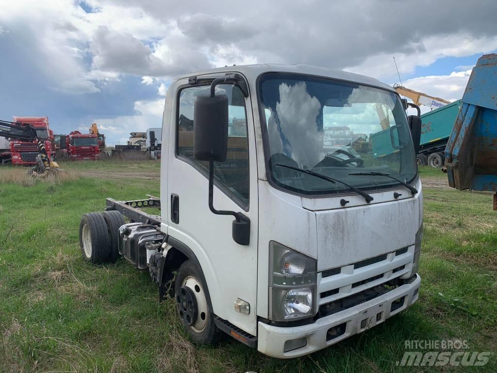 Isuzu FOR PARTS Панельні фургони