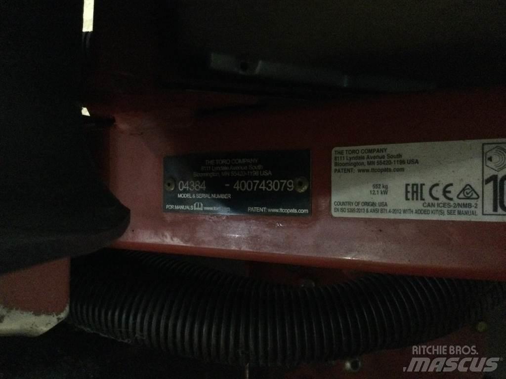 Toro 3250D Самохідні газонокосарки
