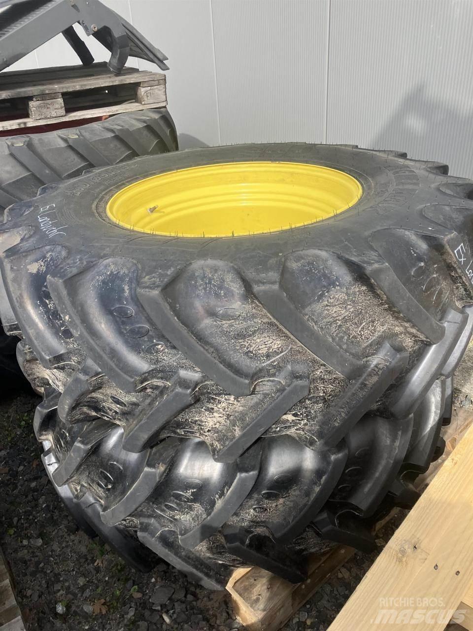 BKT 460/85R30 Колеса