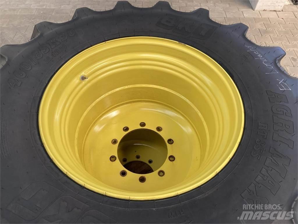 BKT 460/85R30 Колеса