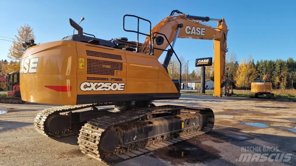 CASE CX 250E Гусеничні екскаватори