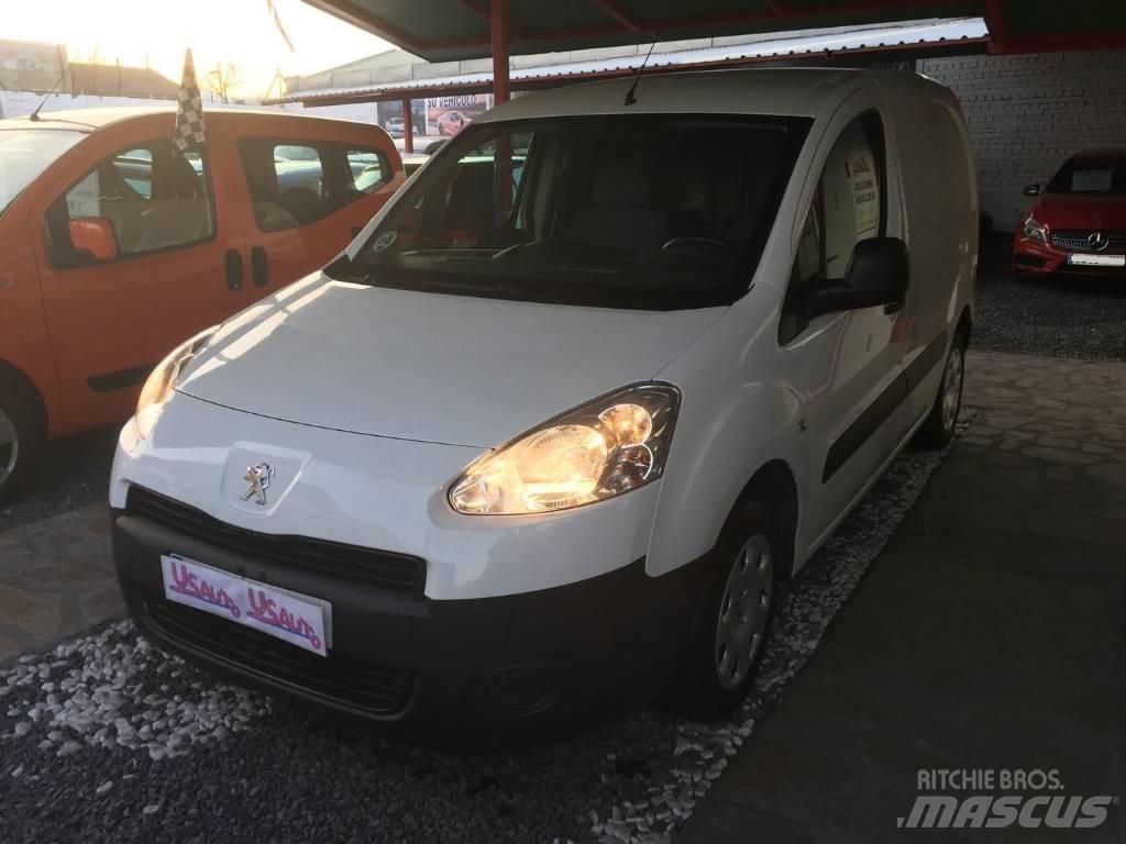 Peugeot Partner Панельні фургони
