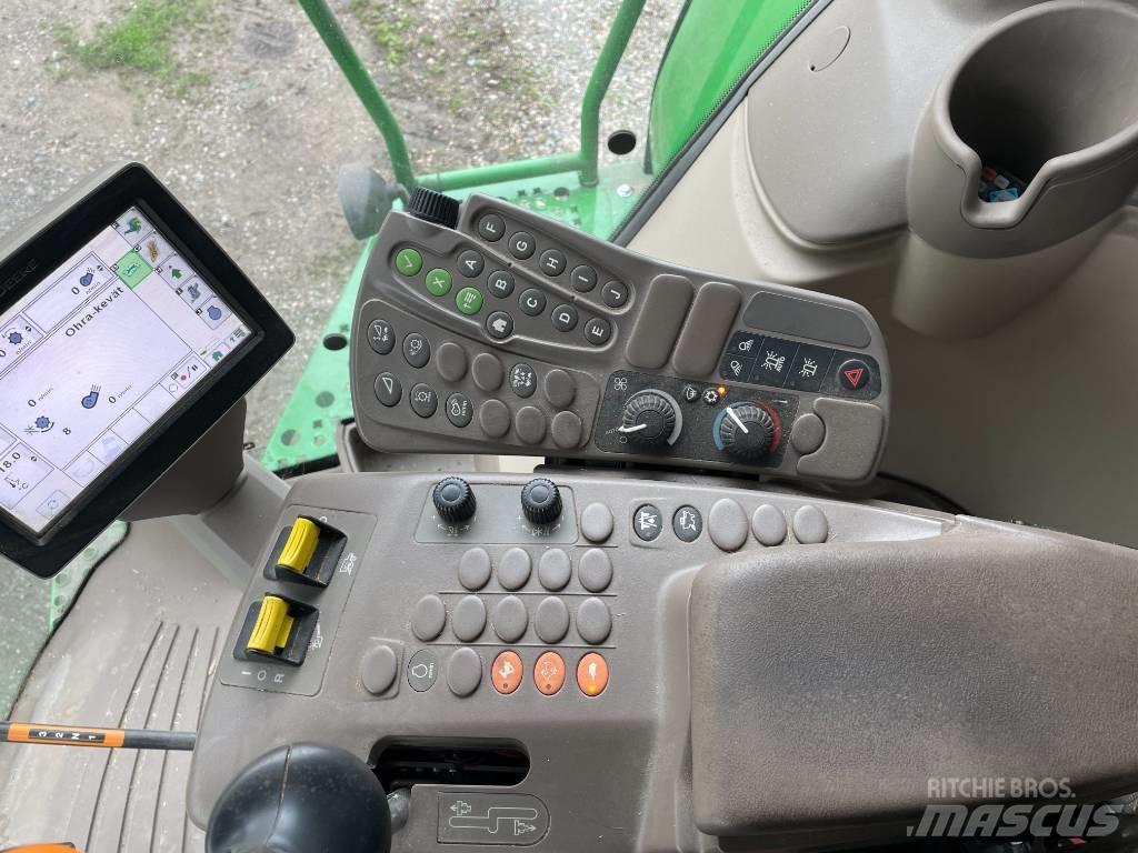 John Deere W 540 Зернозбиральні комбайни
