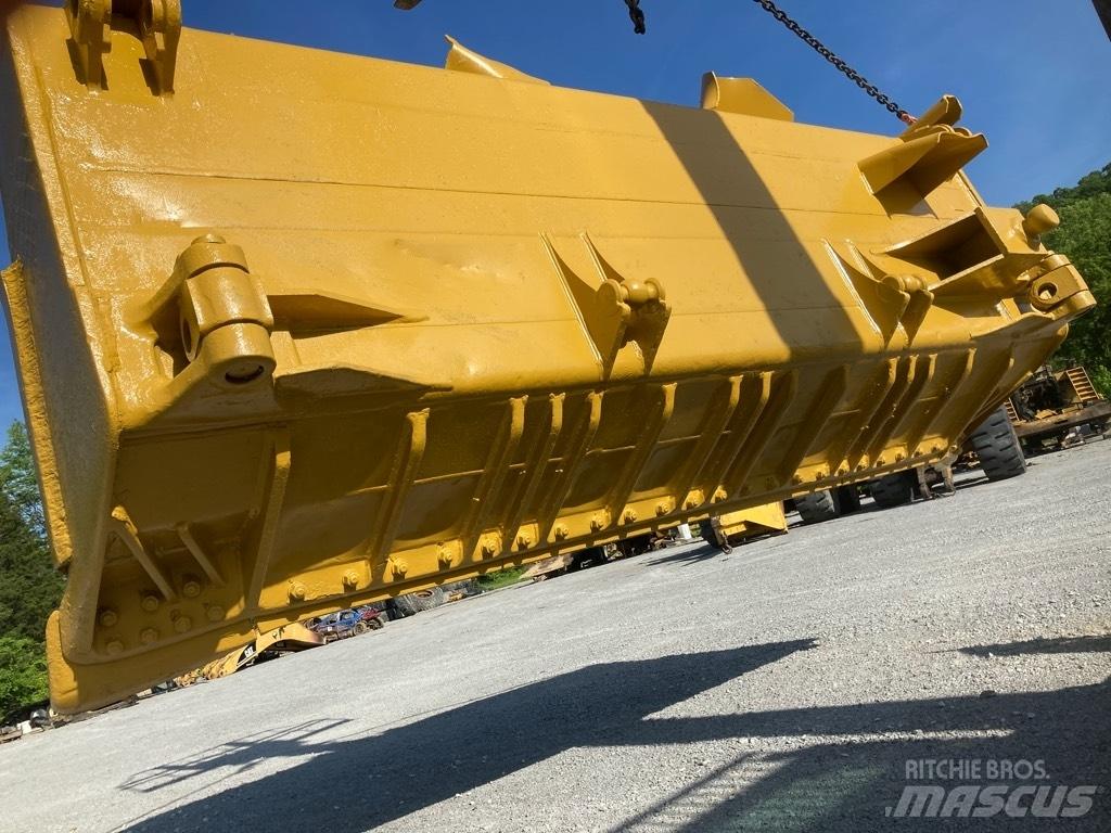 CAT D9T SU Blade Леміші