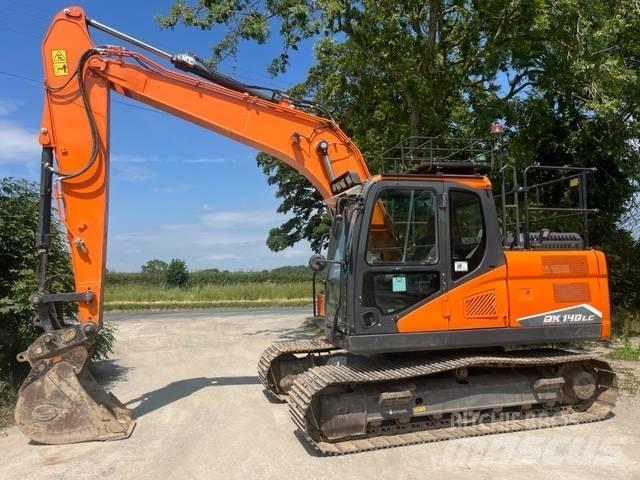 Doosan DX 140 LC-7 Гусеничні екскаватори