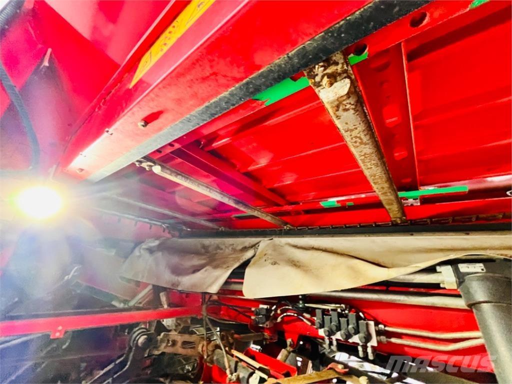 Holmer T4-40 Бурякозбиральні комбайни