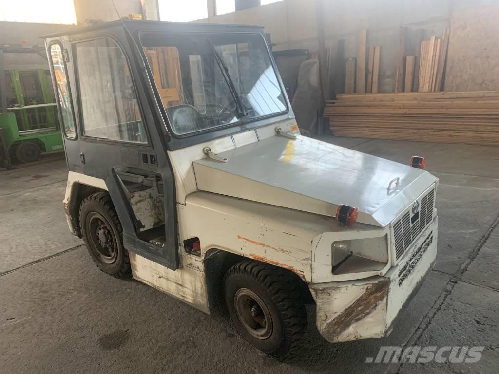 Nissan TD2500 V-2579 Обладнання для аеропортів