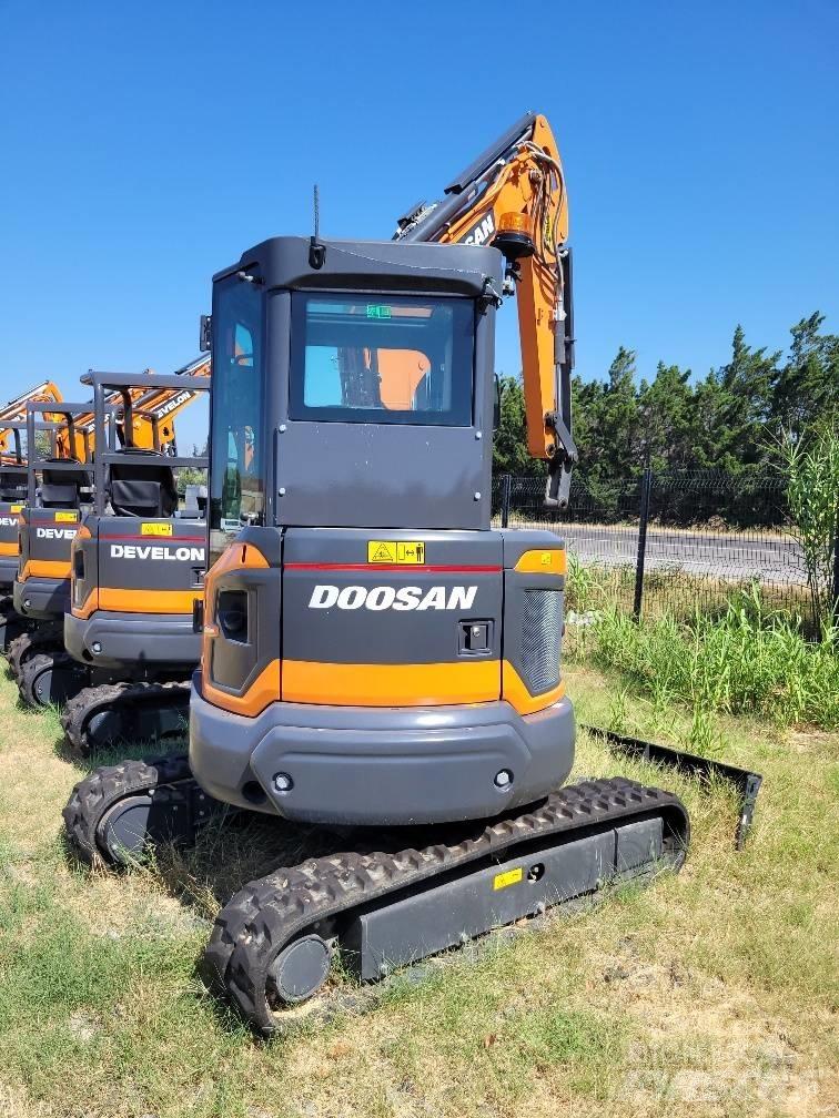 Doosan DX35Z-7 Міні-екскаватори < 7т