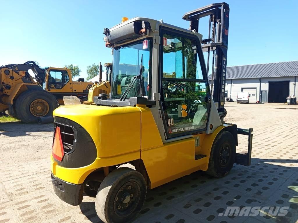 Mitsubishi FD 40 K Дизельні навантажувачі