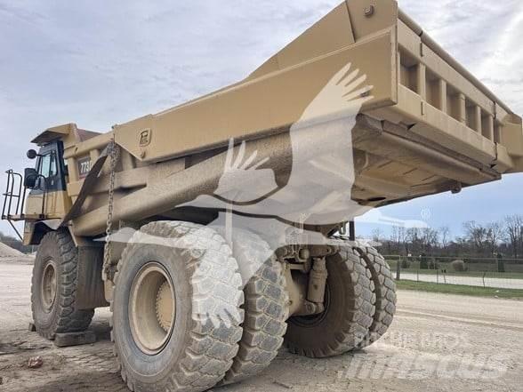 CAT 773D Зчленовані самоскиди