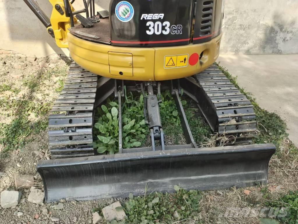 CAT 303 CR Міні-екскаватори < 7т