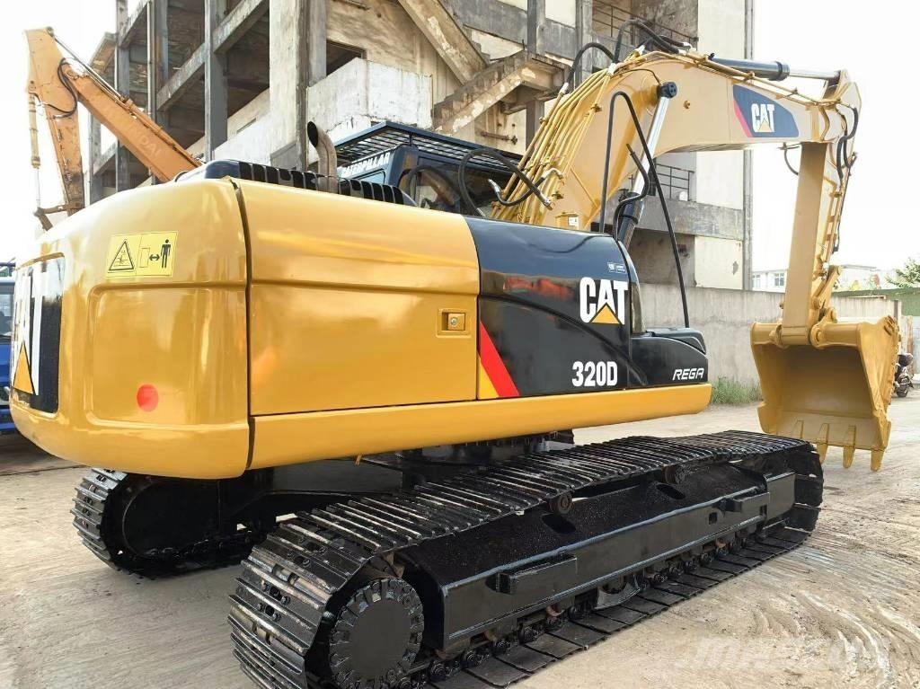 CAT 320D Гусеничні екскаватори