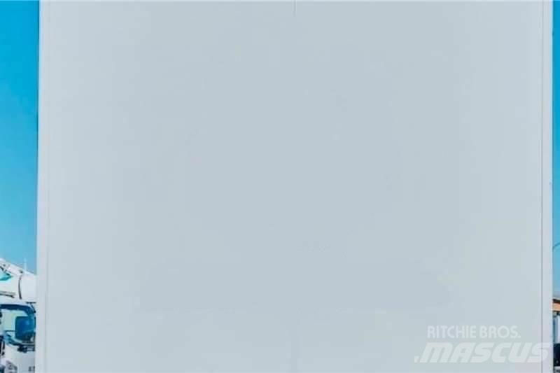 Isuzu FVZ 1400 Вантажівки / спеціальні
