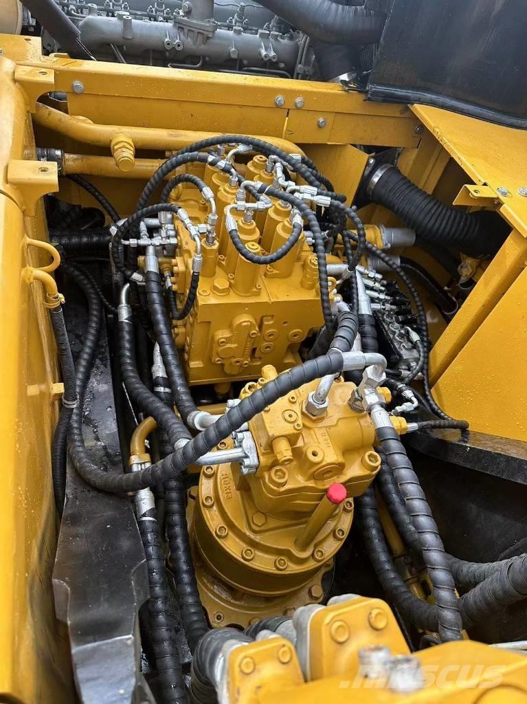 Sany SY 235 H Гусеничні екскаватори