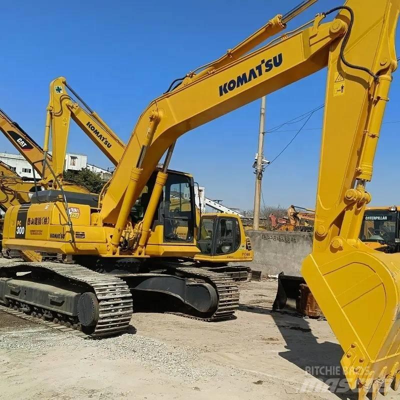 Komatsu PC 300 Гусеничні екскаватори