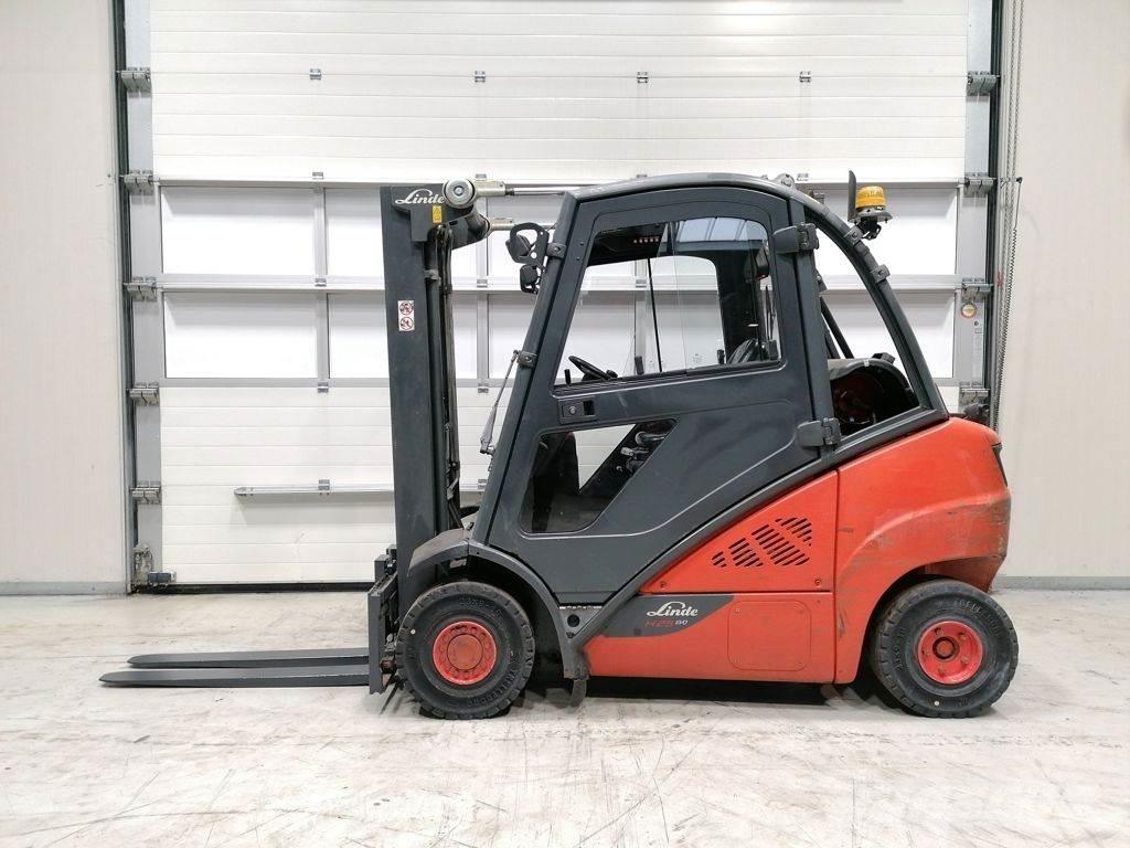 Linde H25T-02 Газові навантажувачі
