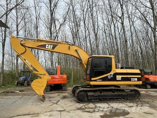 CAT 320B Гусеничні екскаватори