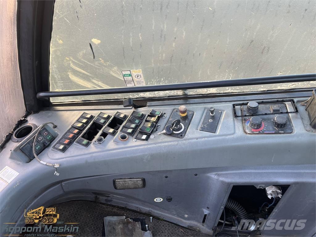 Timberjack 1270C Кабіна