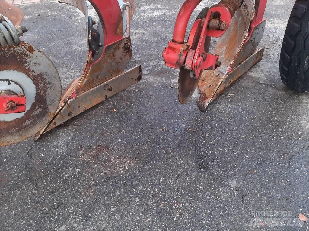 Agrolux MRWT 5875 AX Реверсивні плуги