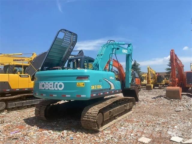 Kobelco SK 210 Гусеничні екскаватори