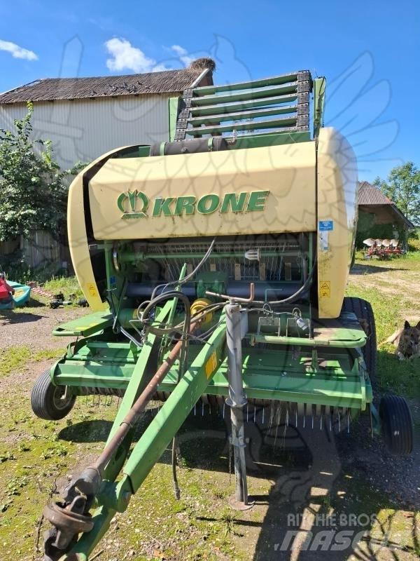 Krone Comprima F 155 Рулонні прес-підбирачі