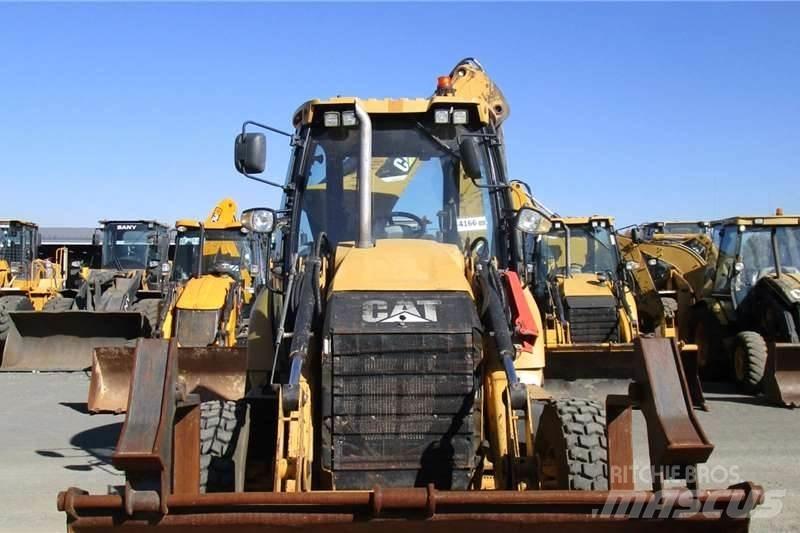 CAT 428F Екскаватори-навантажувачі