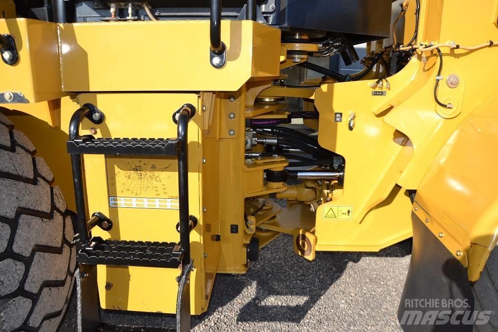 CAT CAT 950 GC Фронтальні навантажувачі