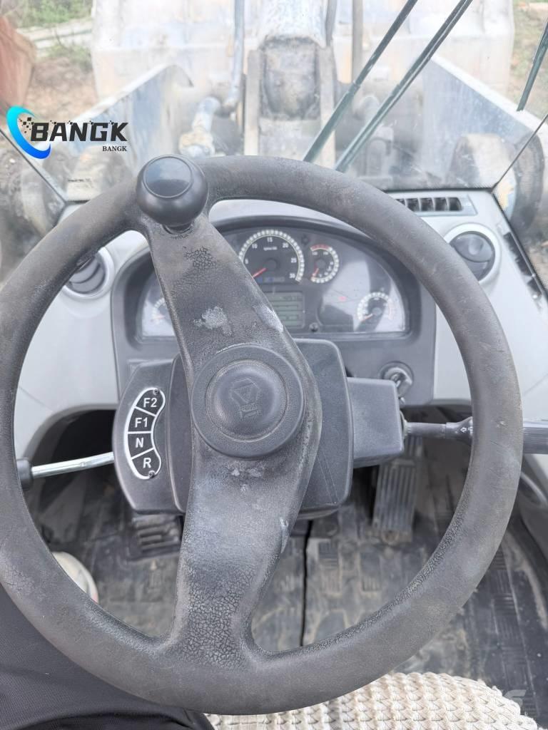 XCMG LW500H Фронтальні навантажувачі