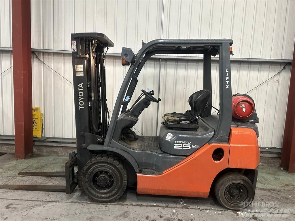 Toyota 02-8FGF20 Газові навантажувачі