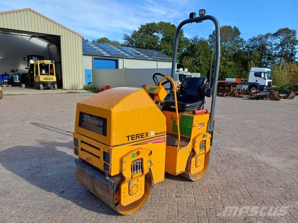 Terex TV 800 Котки тротуарні