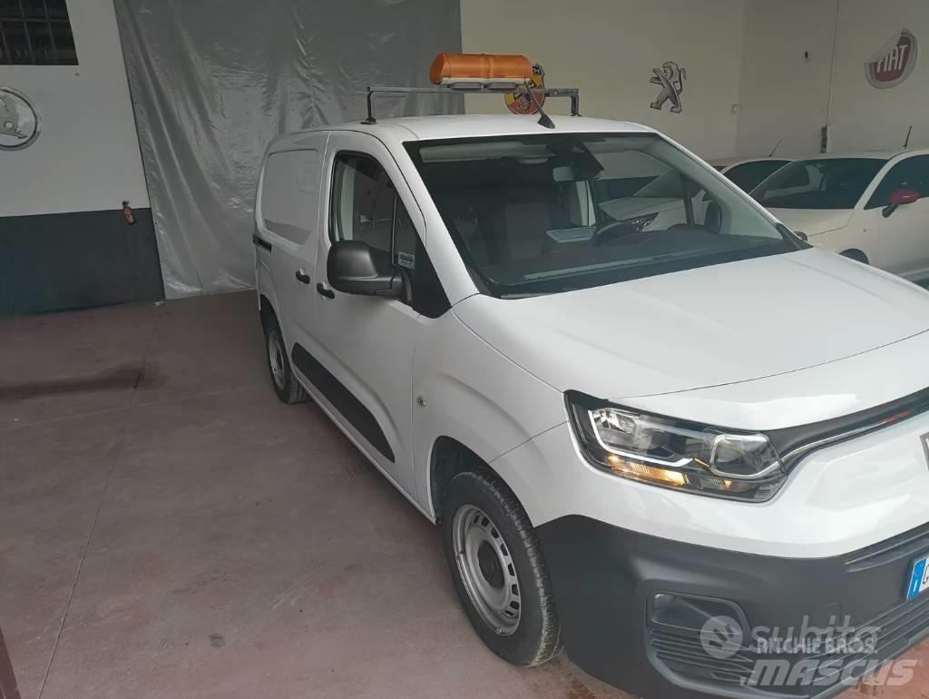 Fiat Doblo Панельні фургони