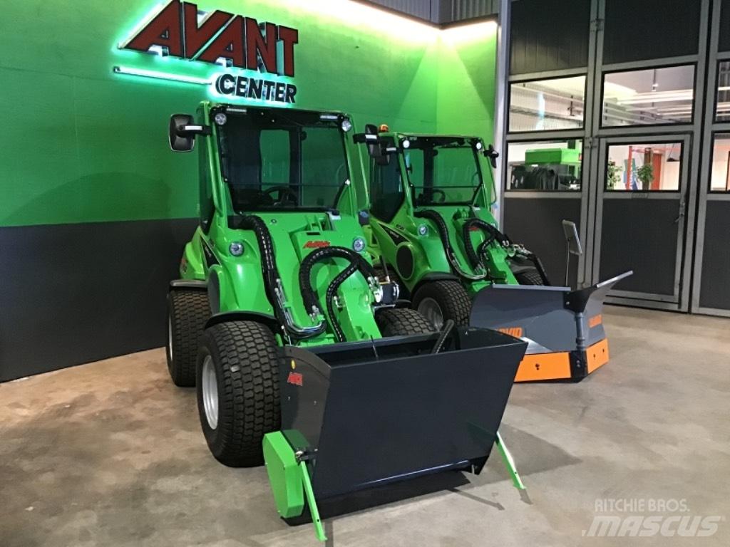 Avant 760 Багатофункціональне обладнання для вантажних і землекопальних робіт