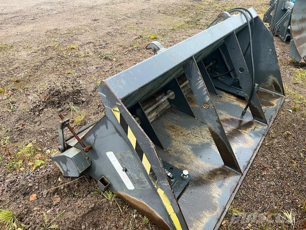 Sami 2000 Розсіювачі солі та піску