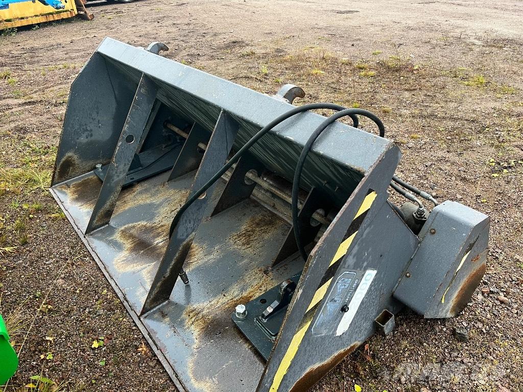 Sami 2000 Розсіювачі солі та піску