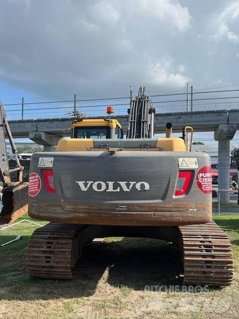 Volvo EC 220 DL Гусеничні екскаватори
