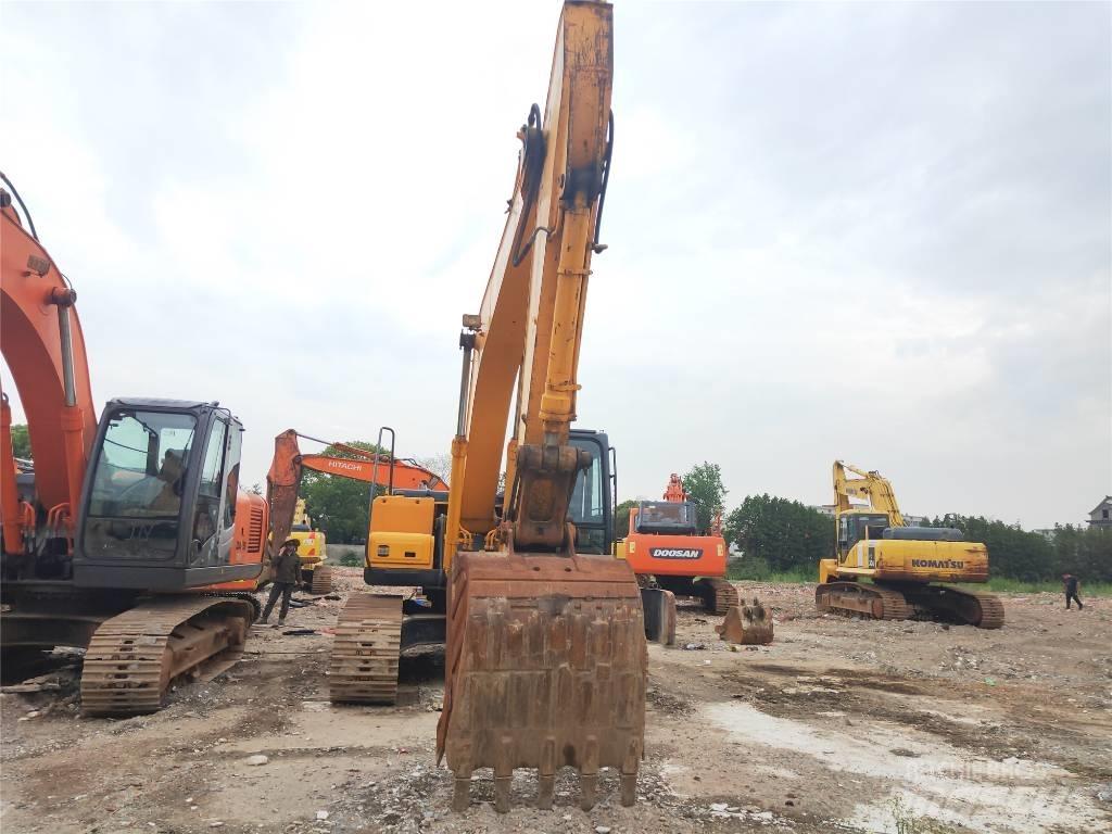 Hyundai R225LC-7 Гусеничні екскаватори