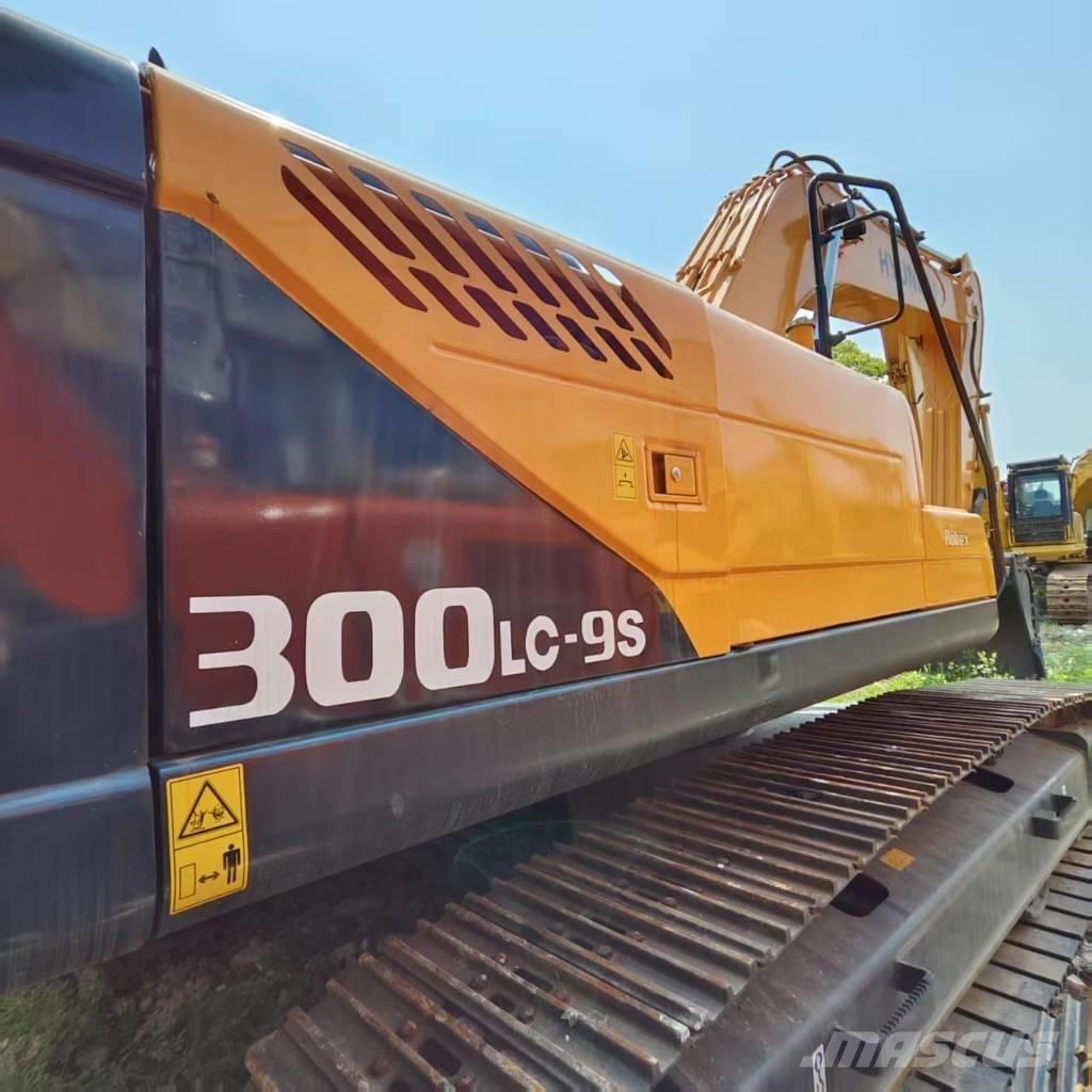 Hyundai R300LC-9S Гусеничні екскаватори
