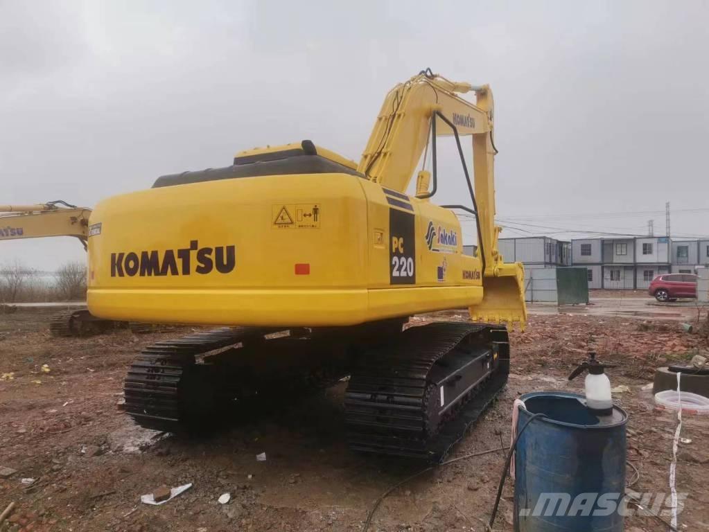 Komatsu P C220-7 Гусеничні екскаватори
