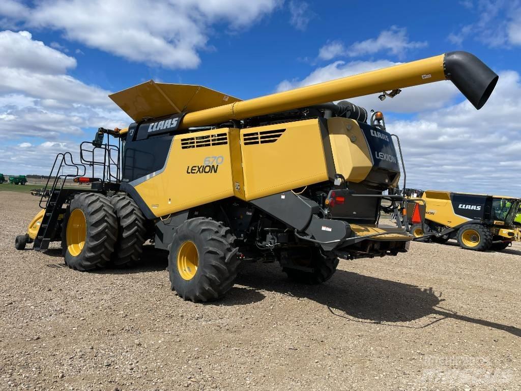CLAAS 670 Зернозбиральні комбайни